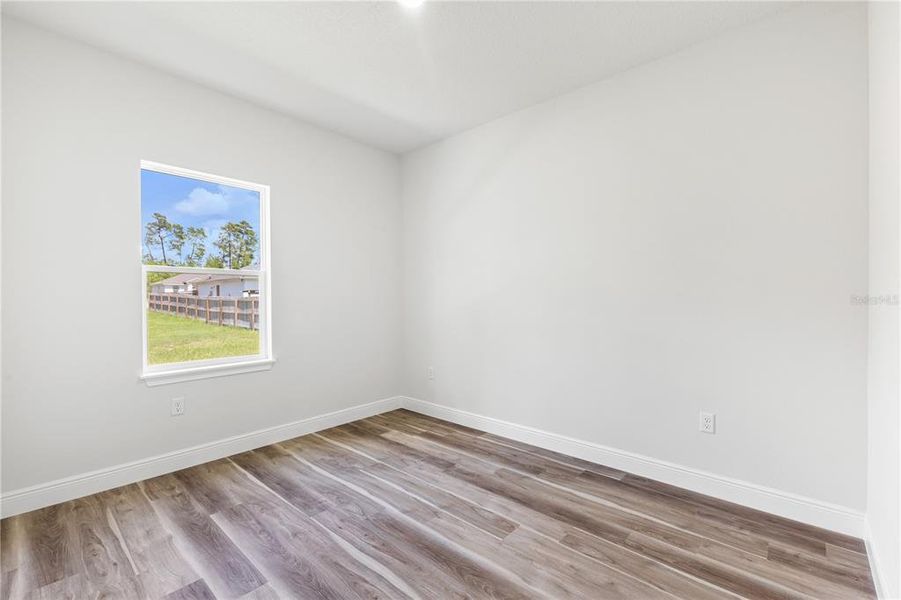 Spacious, unfurnished interior of a new home in , Ocala (Image 20).