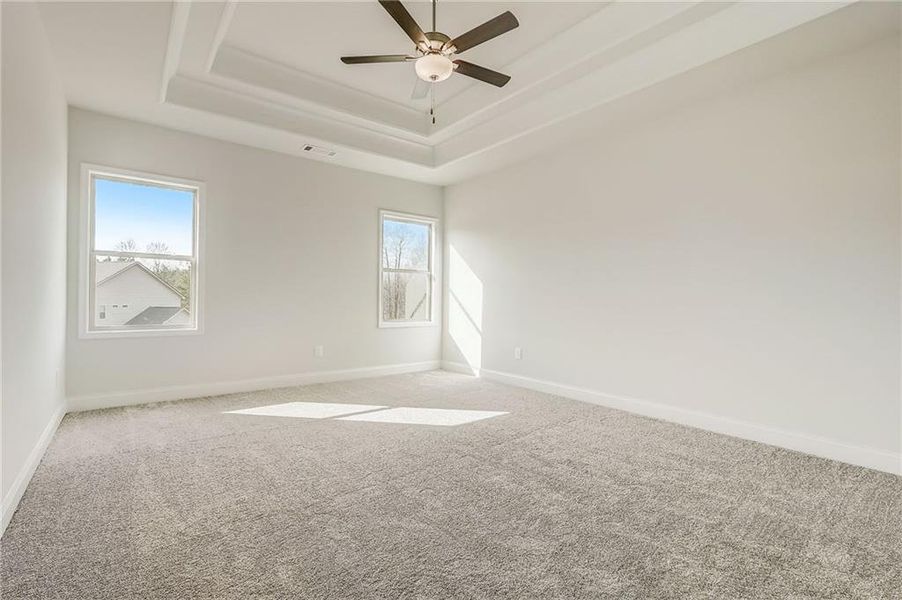 Spacious, unfurnished interior of a new home in Summerlin, Winder (Image 35).