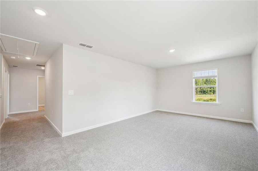 Spacious, unfurnished interior of a new home in Preserve at Mountain Creek, Pendergrass (Image 35).