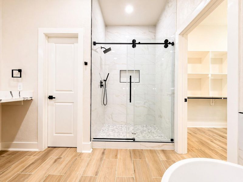 Primary Bathroom - 3rd Floor