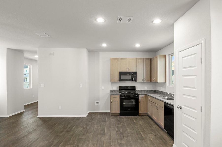 Furnished interior view inside a new home in Harvest Ridge, Elgin (Image 15).