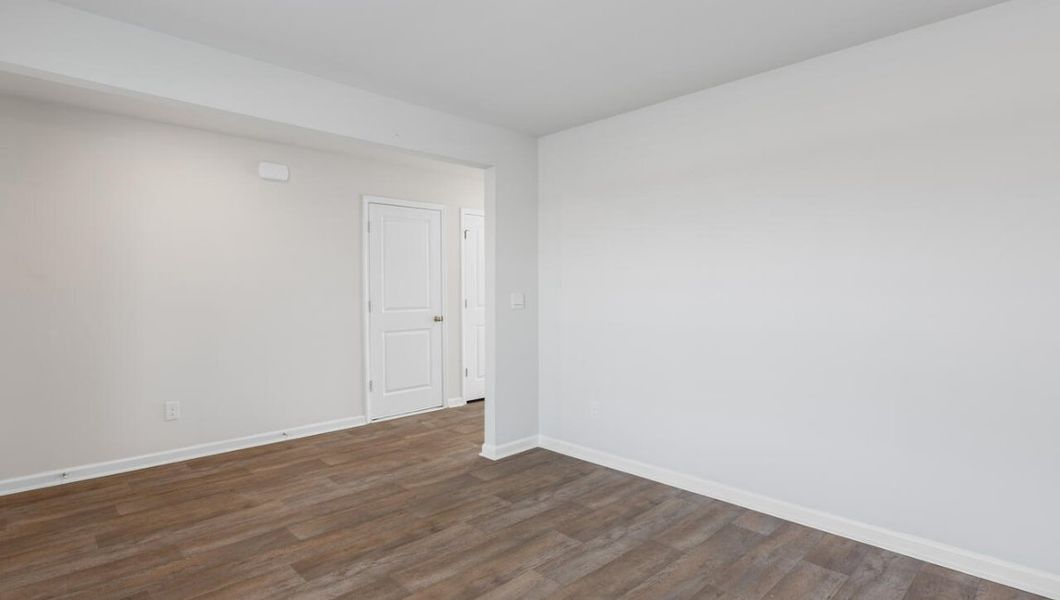 Spacious, unfurnished interior of a new home in Driftwood, Richlands (Image 19).