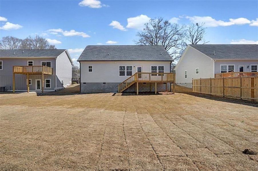 Exterior details and patio area of a home in , Rome (Image 20).