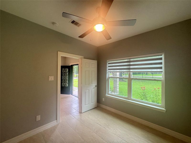 Reverse view of study room