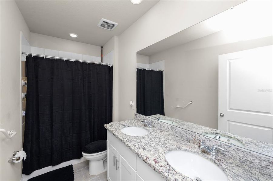 Furnished interior view inside a new home in The Reserve at Van Oaks, Auburndale (Image 17). Furnished interior view inside a new home in The Reserve at Van Oaks, Auburndale (Image 17).