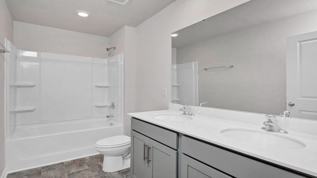 Furnished interior view inside a new home in Grand Oaks, Columbia (Image 15).