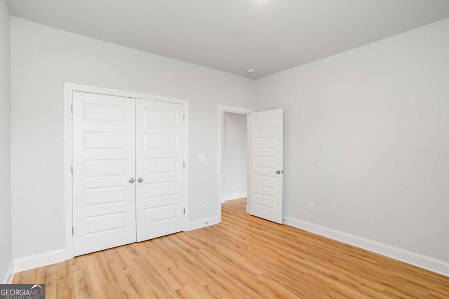 Spacious, unfurnished interior of a new home in Killian Manor at The Adares, Adairsville (Image 17). Spacious, unfurnished interior of a new home in Killian Manor at The Adares, Adairsville (Image 17).