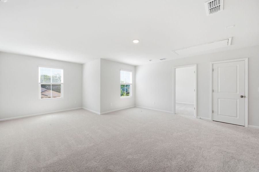 Spacious, unfurnished interior of a new home in Grand Arbor, Blythewood (Image 17). Spacious, unfurnished interior of a new home in Grand Arbor, Blythewood (Image 17).
