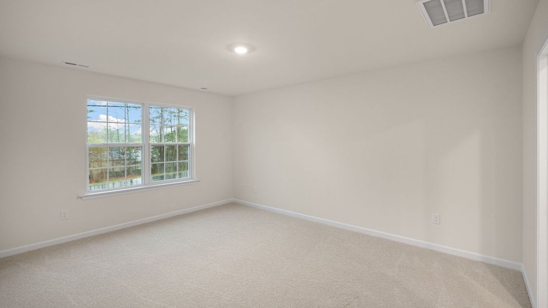 Spacious, unfurnished interior of a new home in Hobbs Farm, Ayden (Image 23).