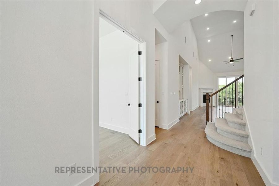 Spacious, unfurnished interior of a new home in Quail Hollow: 62ft. lots, Rockwall (Image 17).