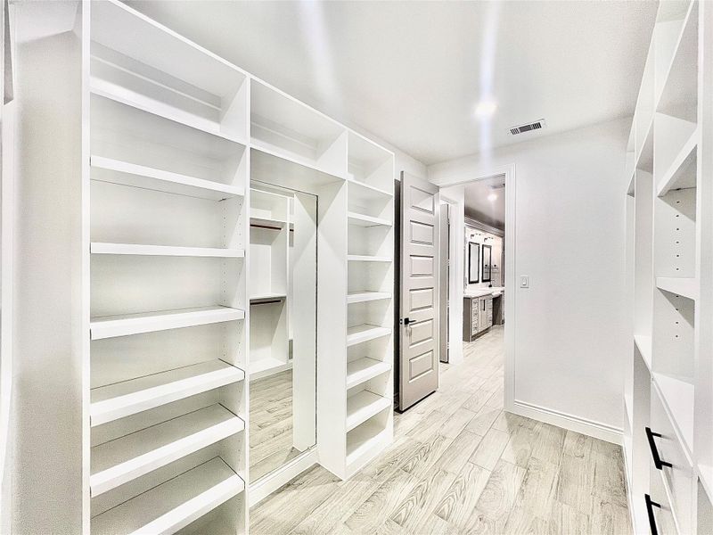 Image 11 of a home in .