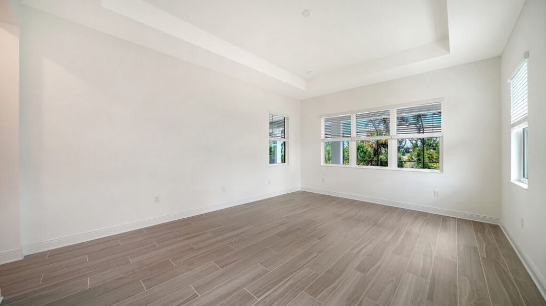 Spacious, unfurnished interior of a new home in Canoe Creek, Parrish (Image 38). Spacious, unfurnished interior of a new home in Canoe Creek, Parrish (Image 38).