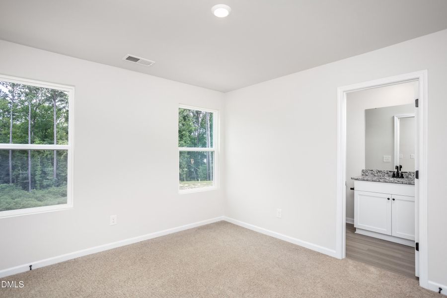 Lot 46012 Lot 46012