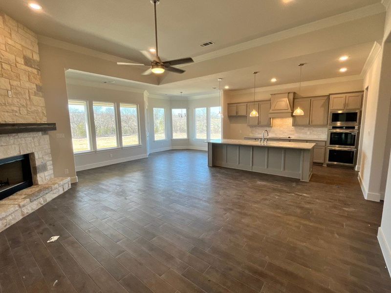 Spacious, unfurnished interior of a new home in Eagle Ridge Estates, Weatherford (Image 10). Spacious, unfurnished interior of a new home in Eagle Ridge Estates, Weatherford (Image 10).