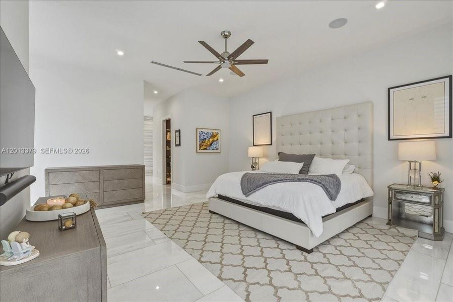 Furnished interior view inside a new home in , Pinecrest (Image 12).