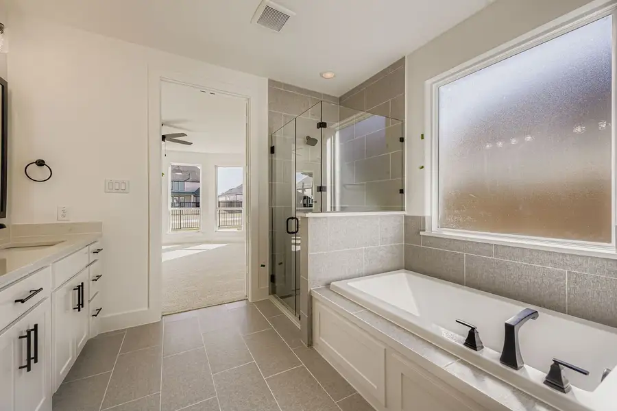 Plan 1536 representative photo of the main bathroom Plan 1536 representative photo of the main bathroom