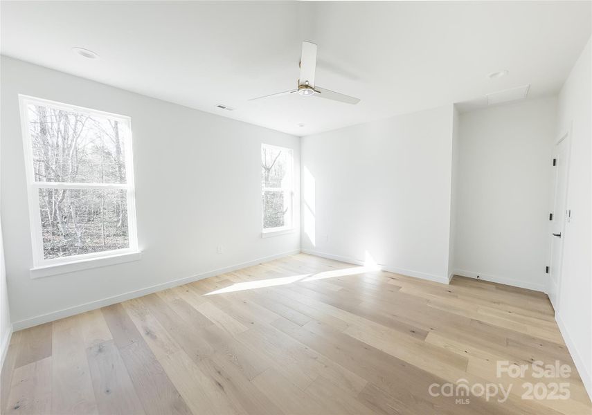 Spacious, unfurnished interior of a new home in , Lincolnton (Image 19). Spacious, unfurnished interior of a new home in , Lincolnton (Image 19).