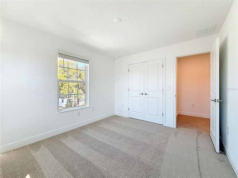 Spacious, unfurnished interior of a new home in , St. Petersburg (Image 45).