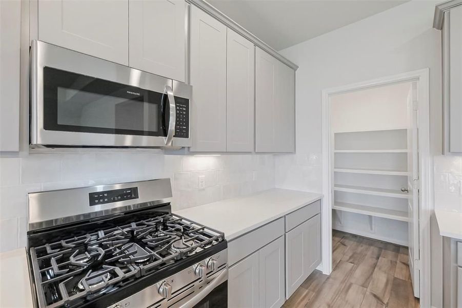 Furnished interior view inside a new home in Sierra Vista, Rosharon (Image 12). Furnished interior view inside a new home in Sierra Vista, Rosharon (Image 12).