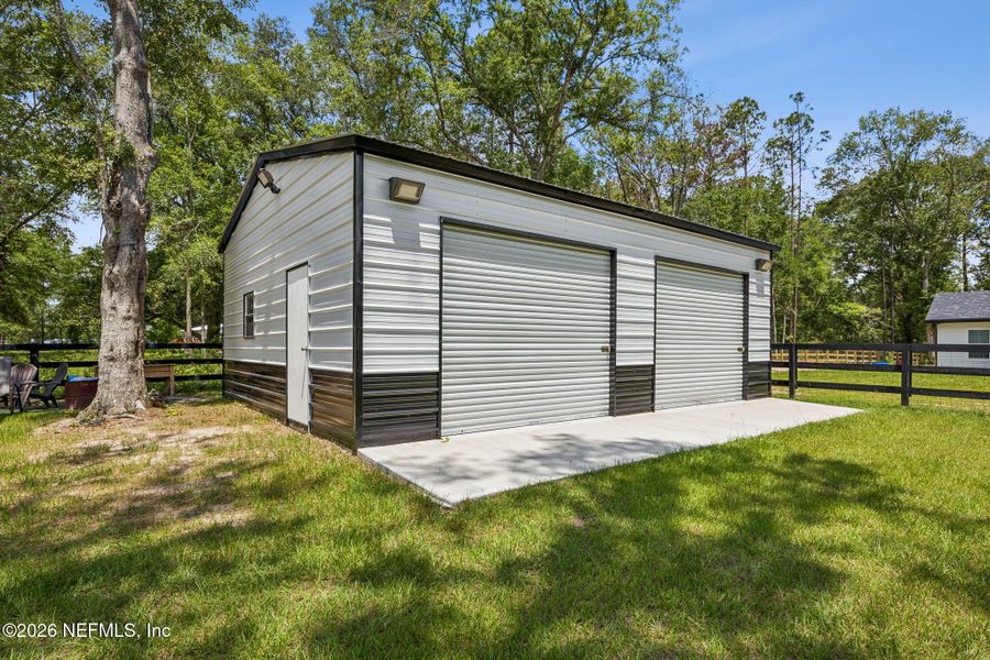 Exterior details and patio area of a home in , Macclenny (Image 33). Exterior details and patio area of a home in , Macclenny (Image 33).