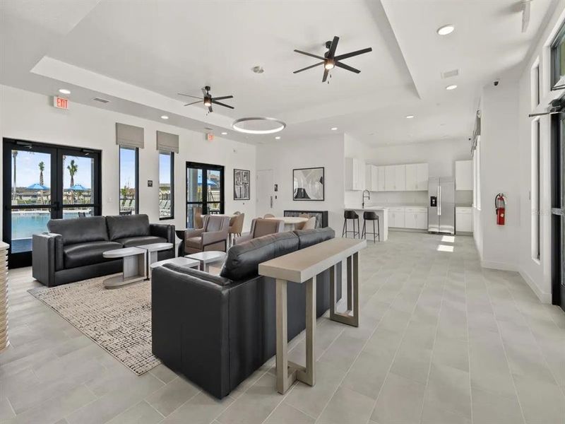 Community amenities in , St. Cloud (Image 38).