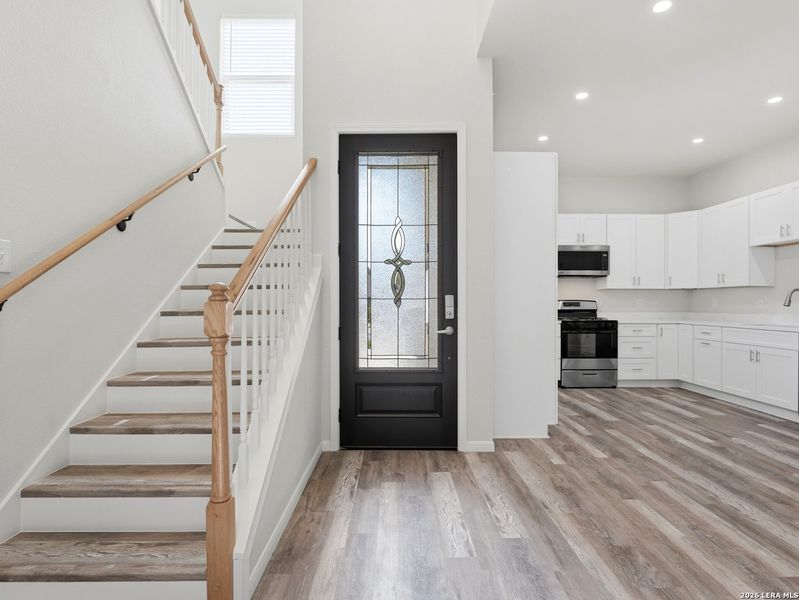 Spacious, unfurnished interior of a new home in , San Antonio (Image 24).
