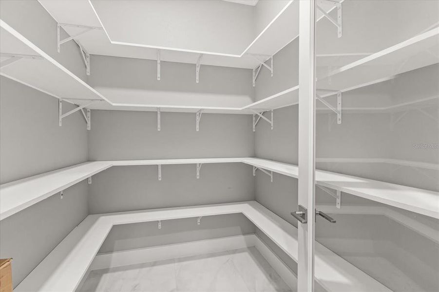 Spacious, unfurnished interior of a new home in , Clermont (Image 67). Spacious, unfurnished interior of a new home in , Clermont (Image 67).