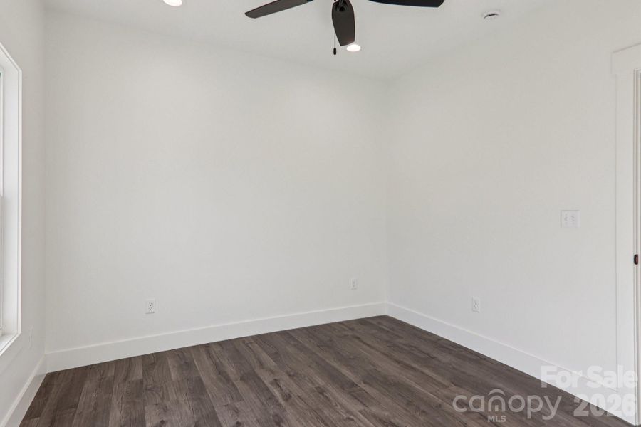 Spacious, unfurnished interior of a new home in , Hendersonville (Image 17).