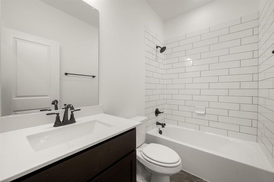 225 Whitetail- Bathroom-1