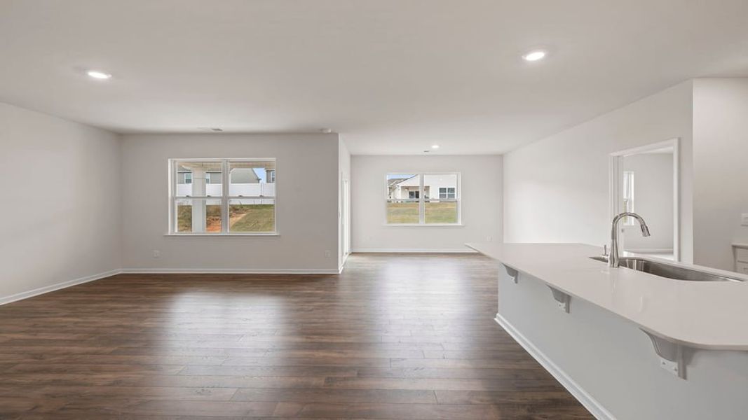 Spacious, unfurnished interior of a new home in Pine Lake Estates, Anderson (Image 19).