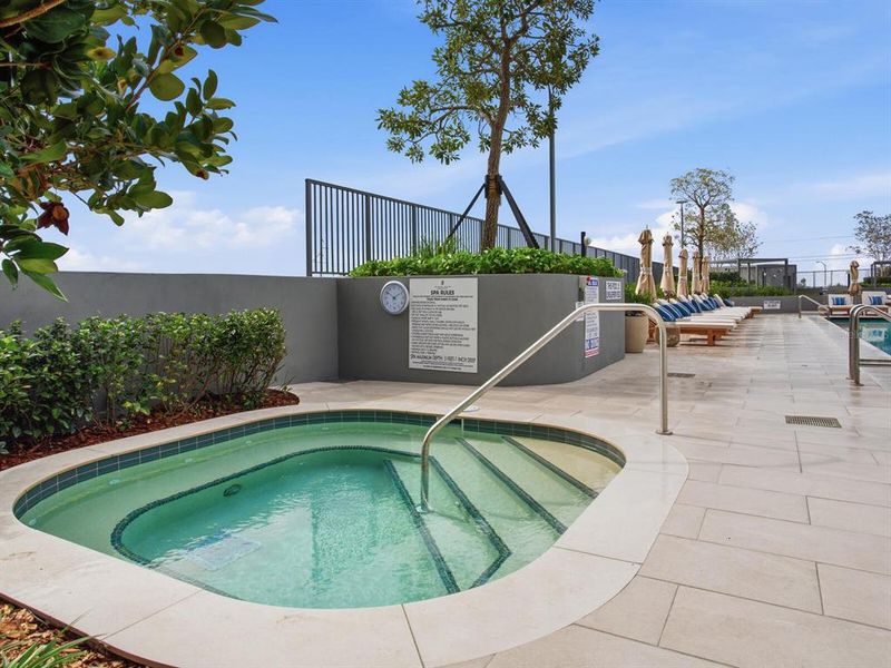 Community amenities in , Tampa (Image 68).