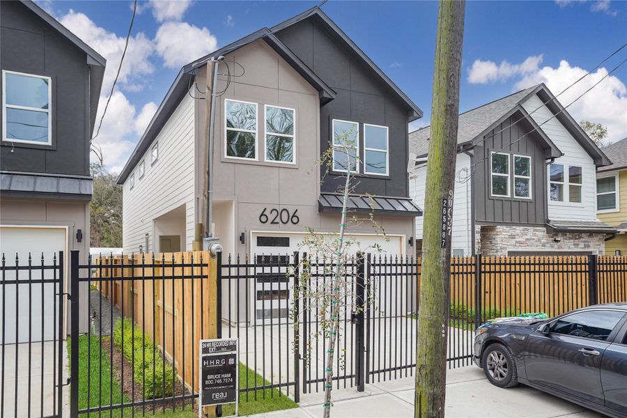 Front exterior of a new home in , Houston, TX, highlighting curb appeal (Image 15).