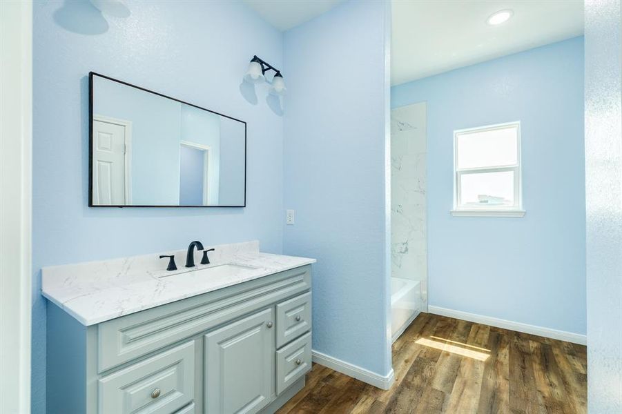 Furnished interior view inside a new home in , Freeport (Image 5).