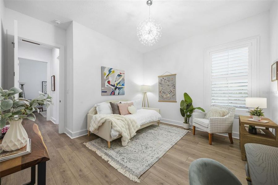 Furnished interior view inside a new home in , Tarpon Springs (Image 19).