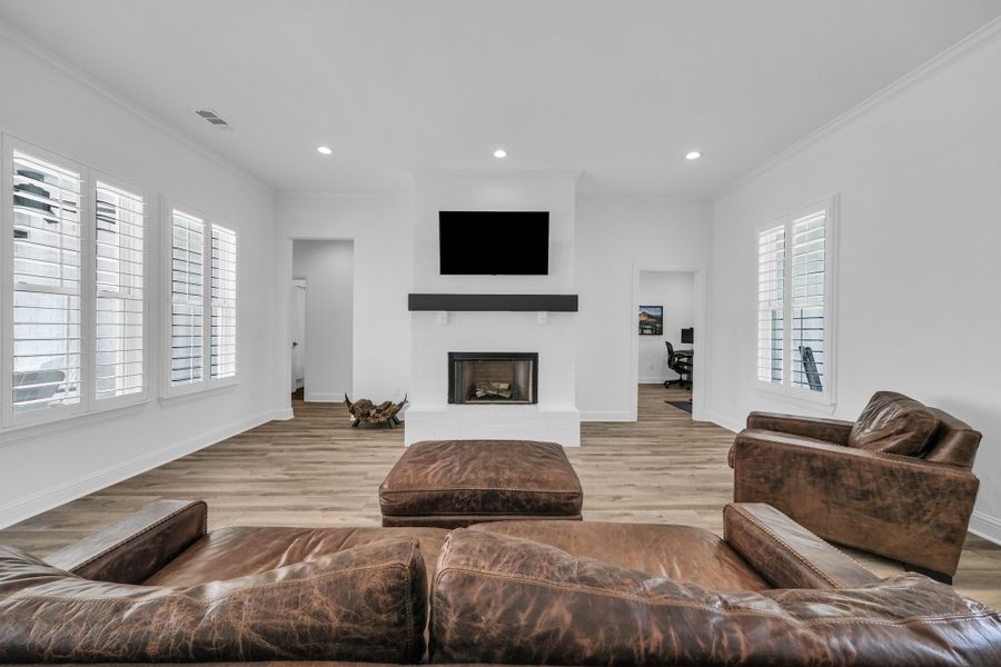 Image 48 representing the Lakeshore by Zeal Home Builders in Patti Lynn Hills, Paradise, TX.