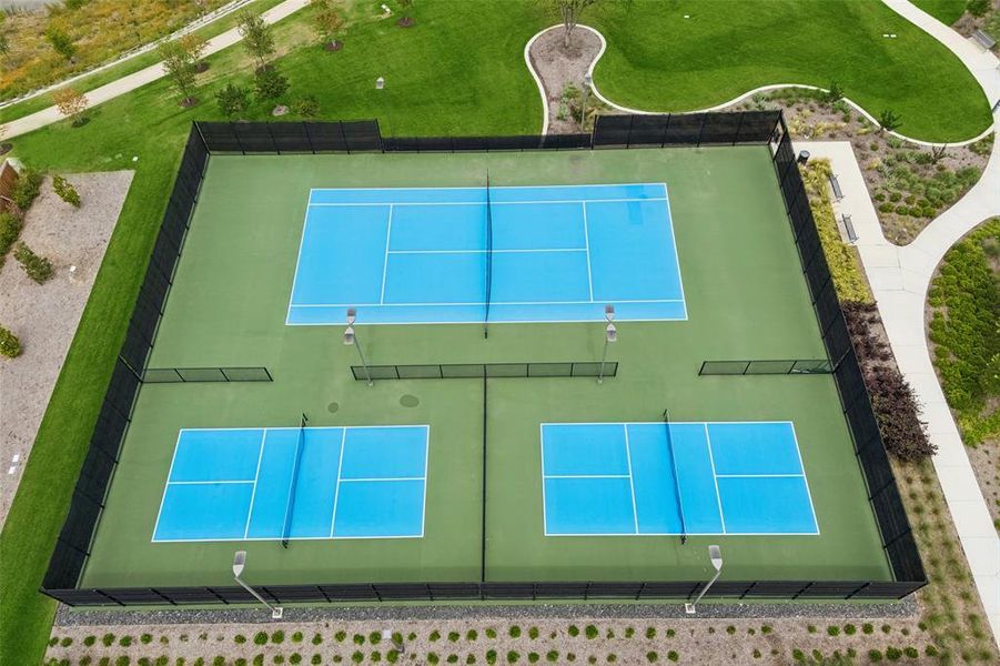 Community amenities in Fields Villas - Darling Homes, Frisco (Image 33).