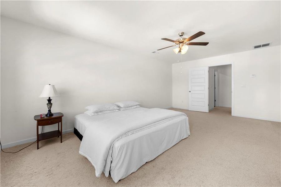 Furnished interior view inside a new home in Summerwind, Dacula (Image 30).