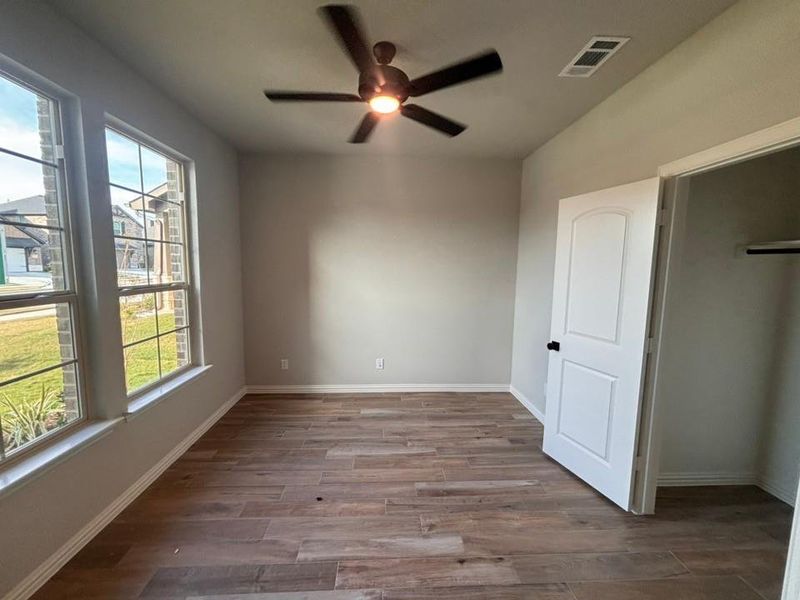 Spacious, unfurnished interior of a new home in Northstar, Haslet (Image 5). Spacious, unfurnished interior of a new home in Northstar, Haslet (Image 5).