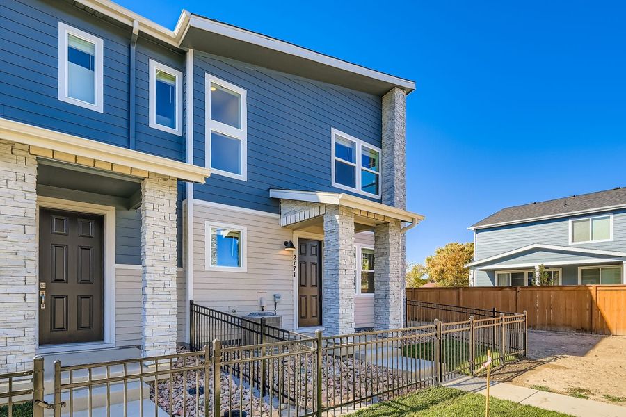 Longmont, CO New Home.  - Slide 1