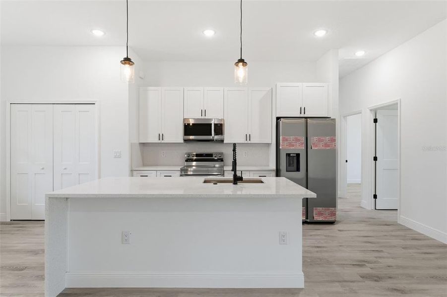 Furnished interior view inside a new home in , Ocala (Image 7).