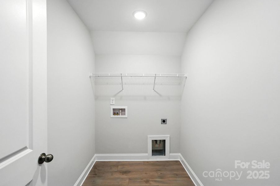 Image 43 of a home in Harrisburg Village Townhomes.