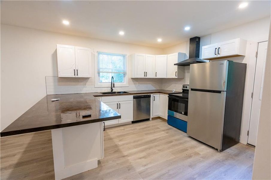 Furnished interior view inside a new home in , Atlanta (Image 16).