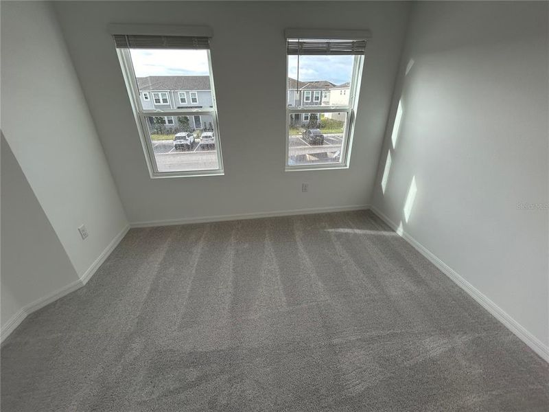 Spacious, unfurnished interior of a new home in , Palmetto (Image 14).