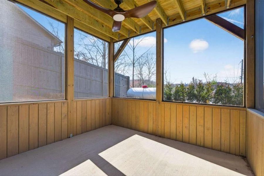 Exterior details and patio area of a home in , Blue Ridge (Image 23).