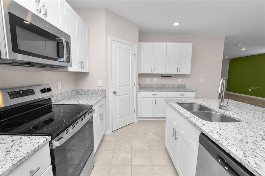 Furnished interior view inside a new home in Marion Creek, Haines City (Image 16). Furnished interior view inside a new home in Marion Creek, Haines City (Image 16).