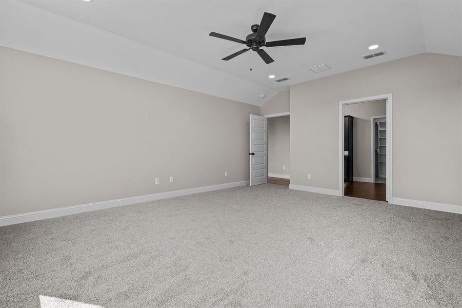 Spacious, unfurnished interior of a new home in , Lindale (Image 8). Spacious, unfurnished interior of a new home in , Lindale (Image 8).