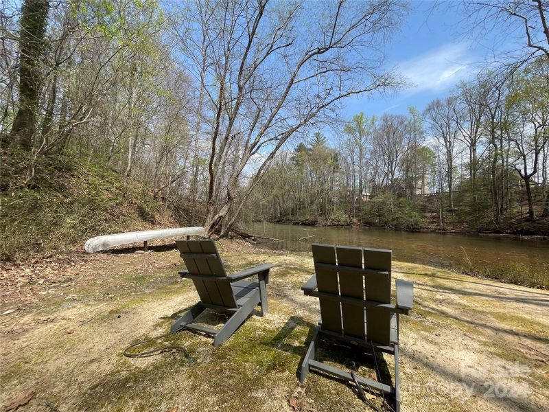 Recreation, picnic and paddle sports launch area