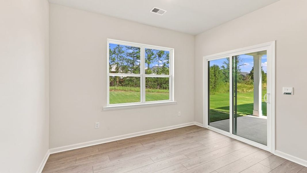 Spacious, unfurnished interior of a new home in Durbin Meadows Traditions, Fountain Inn (Image 22).