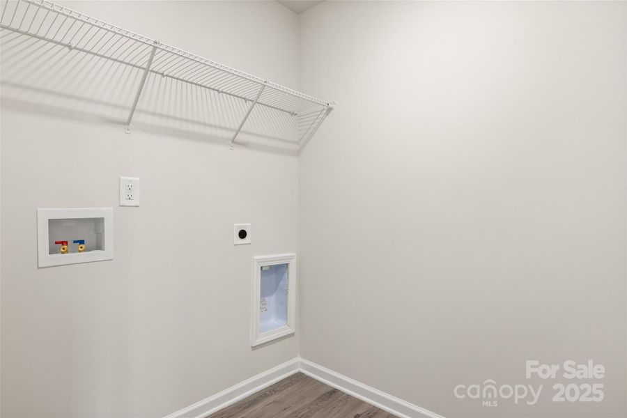 Spacious, unfurnished interior of a new home in , Lancaster (Image 14).