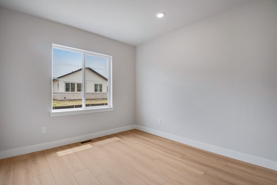 Spacious, unfurnished interior of a new home in The Aurora Highlands, Aurora (Image 40). Spacious, unfurnished interior of a new home in The Aurora Highlands, Aurora (Image 40).
